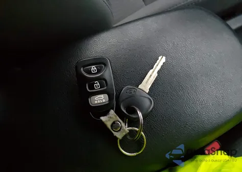 2016 Hyundai Elantra Se из США, поврежденный, VIN 5NPDH4AE9GH738551